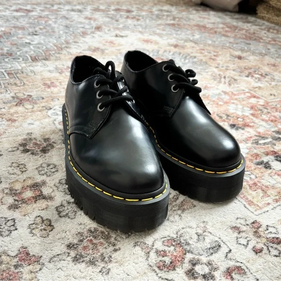 Dr. Martens Black Platform Shoes Size 7 Women’s - Picture 1 of 5